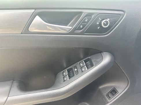 Used 2014 Volkswagen Jetta TDI image 21