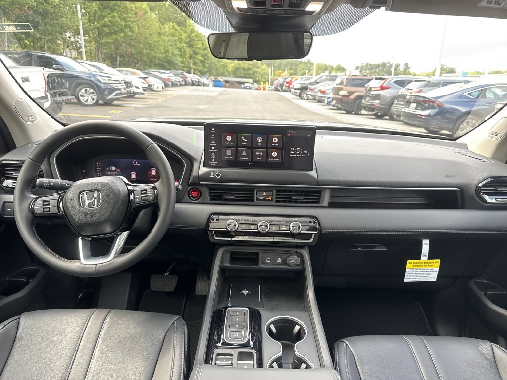 New 2026 Honda Pilot Touring image 23