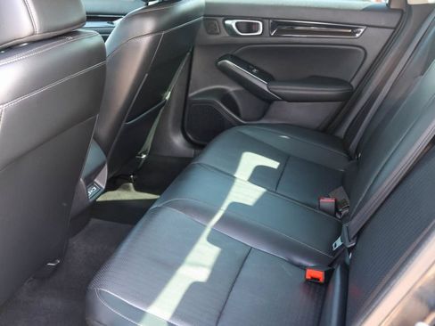 Used 2023 Honda Civic Touring image 8