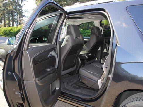 Used 2015 GMC Acadia SLE AWD/4WD image 17