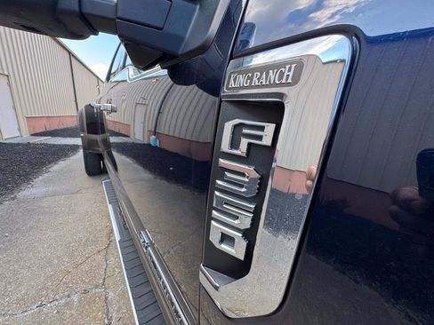 Used 2022 Ford F350 King Ranch w/ Chrome Package AWD/4WD image 33