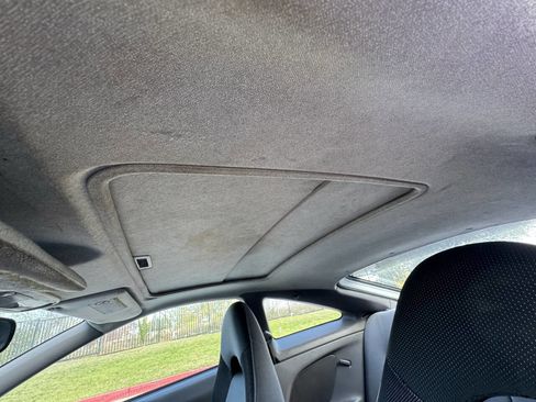 Used 2001 Toyota Celica GT image 19