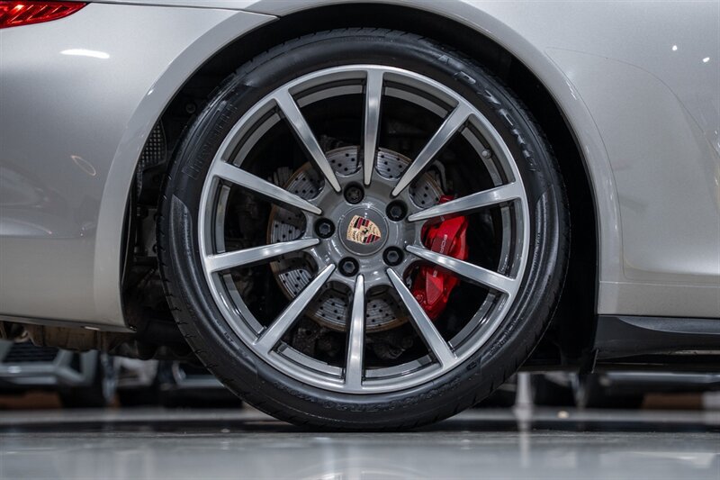 Used 2013 Porsche 911 Carrera 4S AWD/4WD image 15