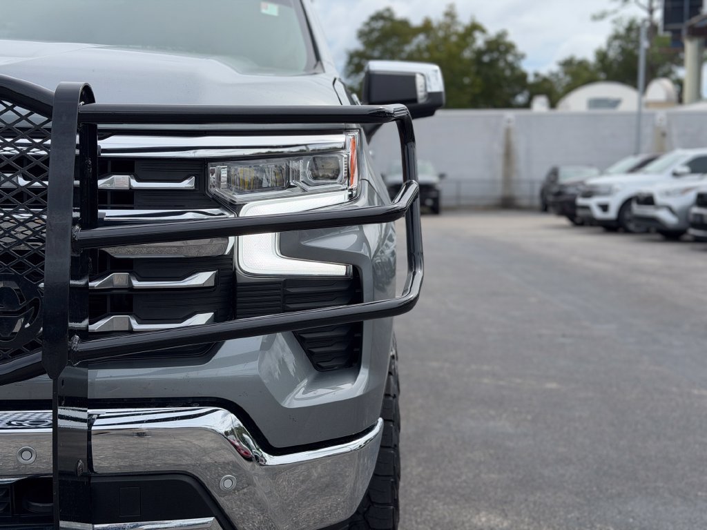 Used 2026 Chevrolet Silverado 1500 LTZ w/ Z71 Off-Road Package AWD/4WD image 10