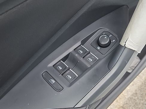 New 2026 Volkswagen Jetta Sport FWD image 7