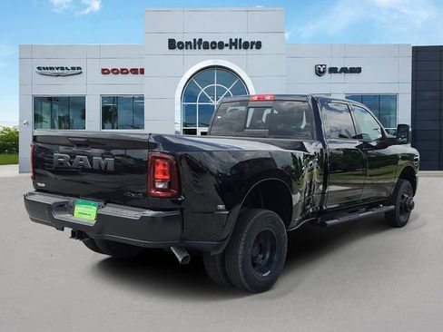 New 2026 RAM 3500 Tradesman AWD/4WD image 4