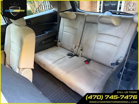 Used 2019 Honda Pilot LX image 16