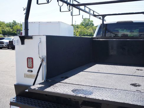 Used 2019 Ford F350 XL w/ Power Equipment Group AWD/4WD image 18