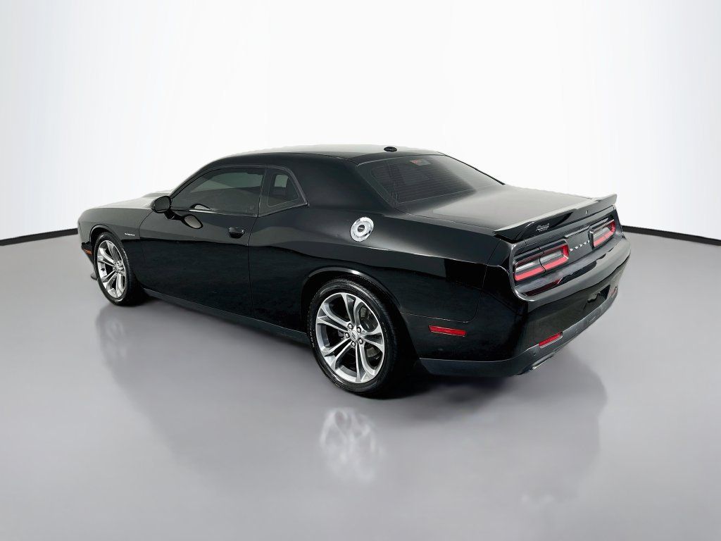 Used 2021 Dodge Challenger R/T RWD image 5