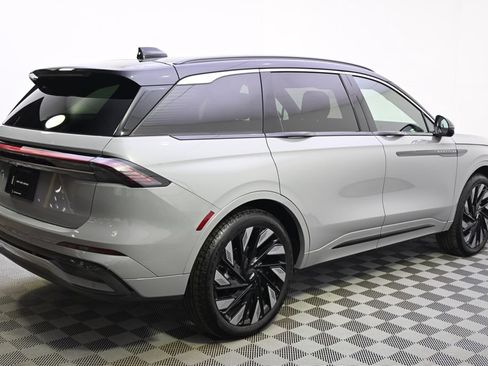 New 2026 Lincoln Nautilus Black Label w/ Jet Appearance Package AWD/4WD image 7