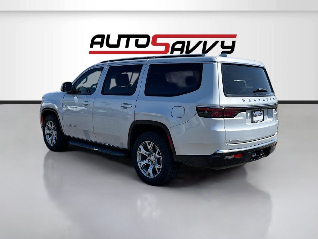 Used 2022 Jeep Wagoneer Series II AWD/4WD image 5