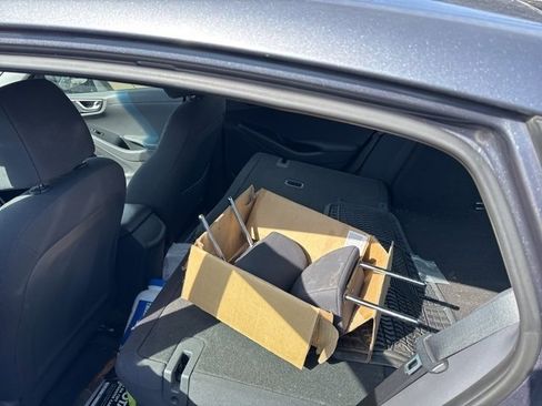 Used 2017 Hyundai Ioniq SEL image 6