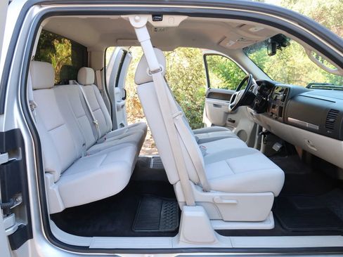 Used 2010 Chevrolet Silverado 1500 LT w/ Power Pack Plus RWD image 20