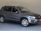 Used 2016 Volkswagen Tiguan SE image 2