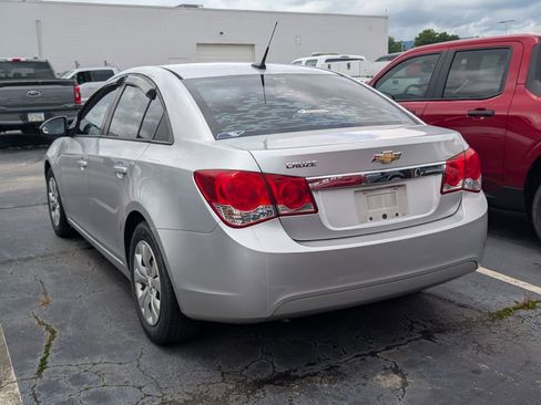 Used 2014 Chevrolet Cruze LS FWD image 6