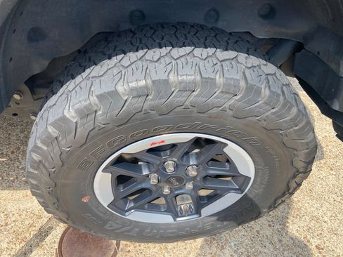 Used 2022 Jeep Wrangler Unlimited Rubicon w/ LED Lighting Group AWD/4WD image 29