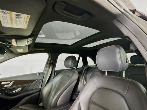 Used 2018 Mercedes-Benz GLC 300 4MATIC image 22