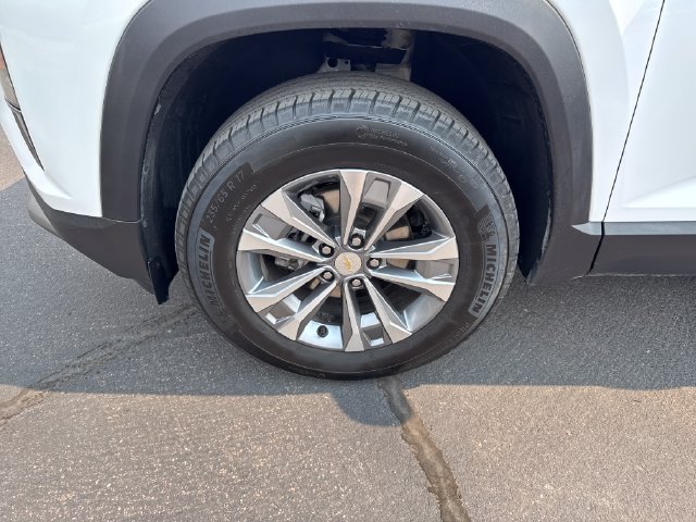Used 2025 Chevrolet Equinox LT AWD/4WD image 26