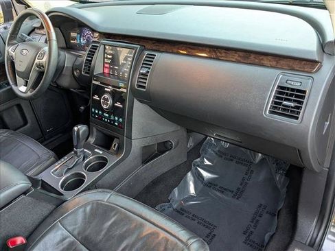 Used 2019 Ford Flex Limited image 23