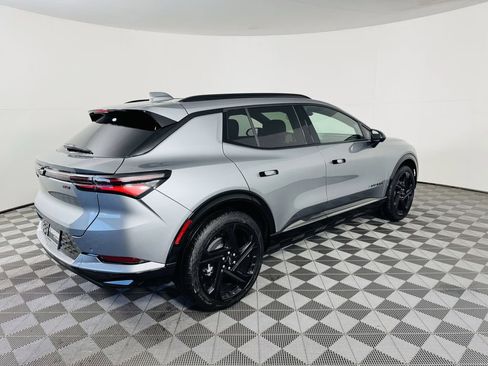 Used 2025 Chevrolet Equinox EV RS image 30