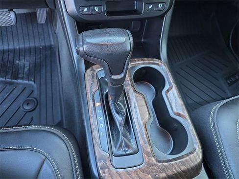 Certified 2021 GMC Canyon Denali image 22