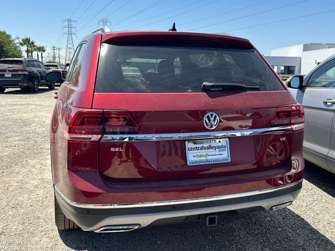 Used 2018 Volkswagen Atlas SEL FWD image 6