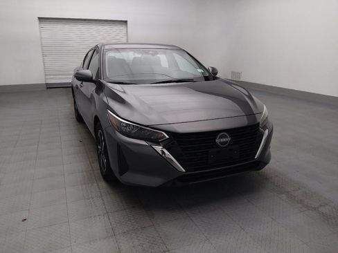 Used 2025 Nissan Sentra SV FWD image 14