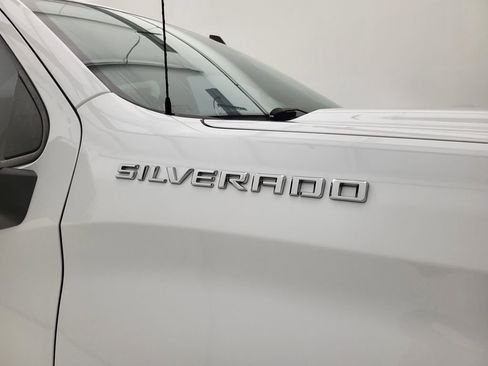 Used 2020 Chevrolet Silverado 1500 LT w/ Convenience Package image 23