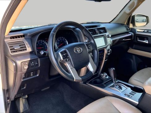 Used 2015 Toyota 4Runner Limited AWD/4WD image 18
