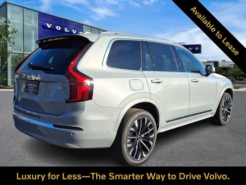 Certified 2026 Volvo XC90 B6 Plus w/ Protection Package Premier AWD/4WD image 4