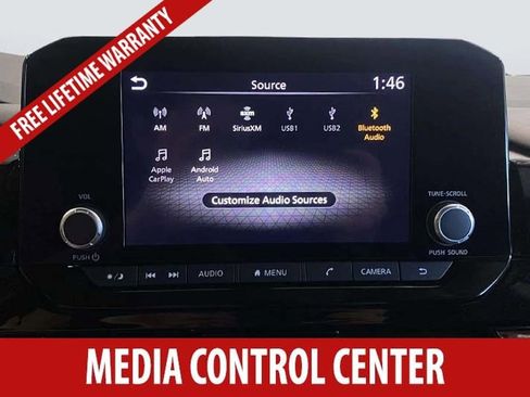 Used 2025 Nissan Pathfinder SV FWD image 12