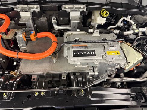 Used 2023 Nissan Ariya FWD image 23