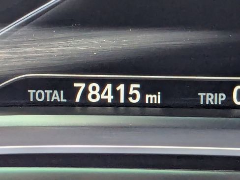 Used 2018 BMW 740e xDrive w/ Driver Assistance Package image 32