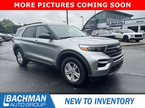 Used 2020 Ford Explorer XLT w/ Equipment Group 202A AWD/4WD image 1