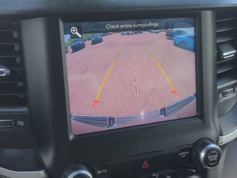 Used 2019 RAM 1500 Big Horn AWD/4WD image 18
