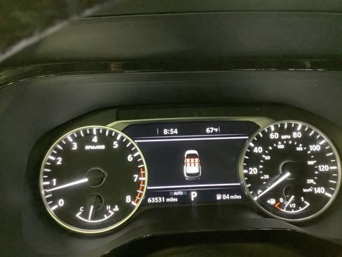 Used 2022 Nissan Pathfinder SL AWD/4WD image 8