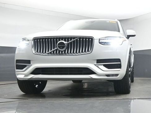 Used 2024 Volvo XC90 B6 Ultimate w/ Protection Package Premier AWD/4WD image 12