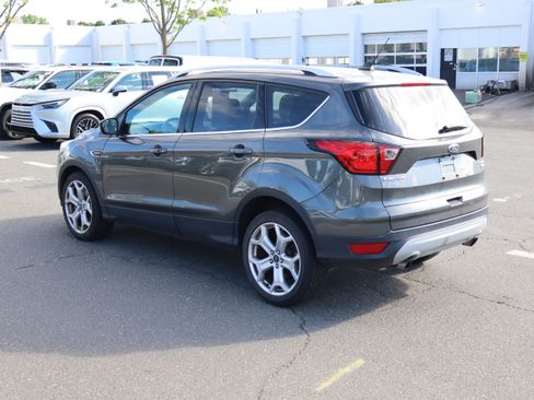 Used 2019 Ford Escape Titanium FWD image 8