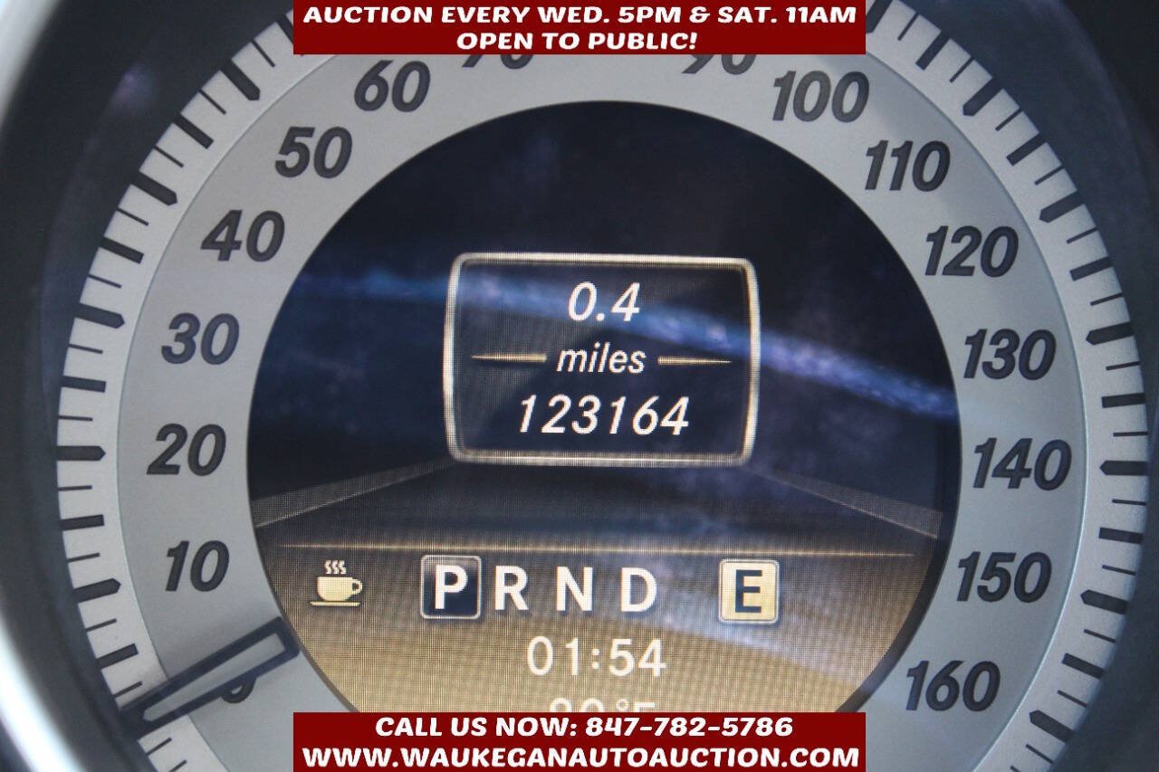 Used 2012 Mercedes-Benz C 300 4MATIC Sedan image 9
