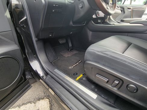 Used 2022 Lexus RX 350 FWD w/ Premium Package image 24