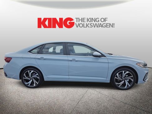 New 2026 Volkswagen Jetta SEL image 5