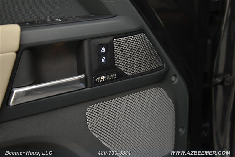 Used 2023 Land Rover Defender 130 X AWD/4WD image 31