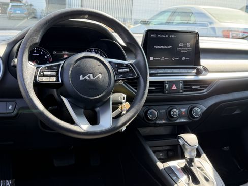 Certified 2024 Kia Forte LXS FWD image 23