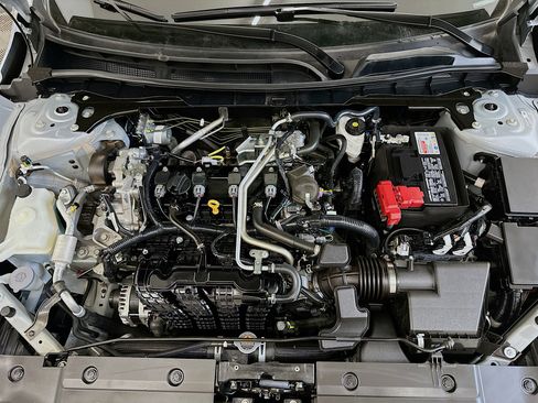 Used 2025 Nissan Altima 2.5 SV image 33