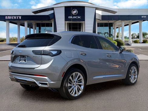 Used 2025 Buick Envision Avenir AWD/4WD image 3