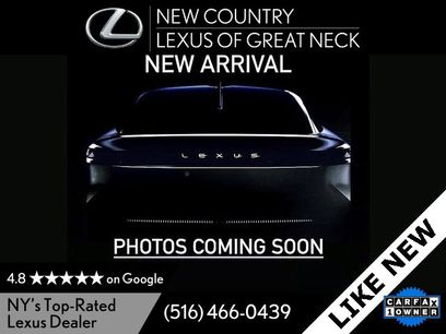 Used 2025 Lexus ES 300h w/ Luxury Package