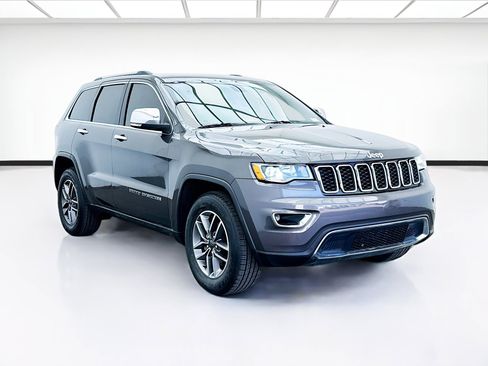 Used 2020 Jeep Grand Cherokee Limited w/ Luxury Group II image 3