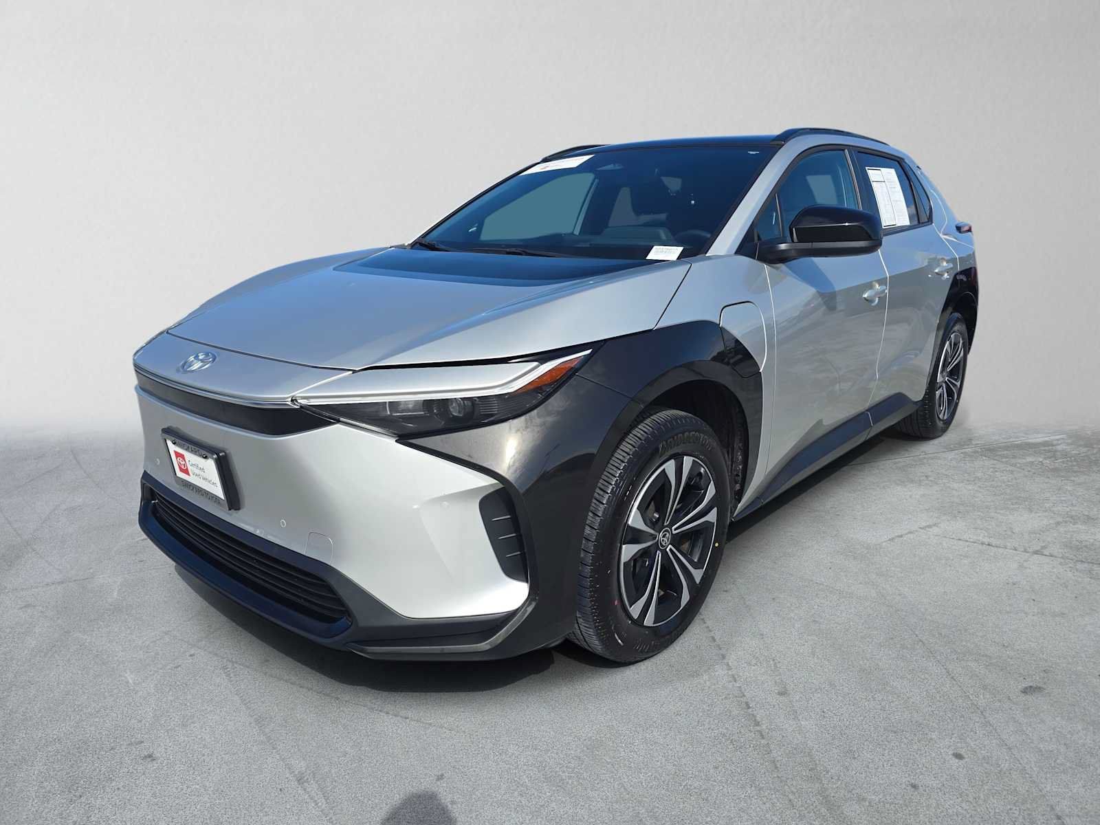 Used 2023 Toyota bZ4X AWD w/ Weather Package image 7