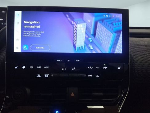 Used 2023 Toyota bZ4X XLE w/ Weather Package image 19