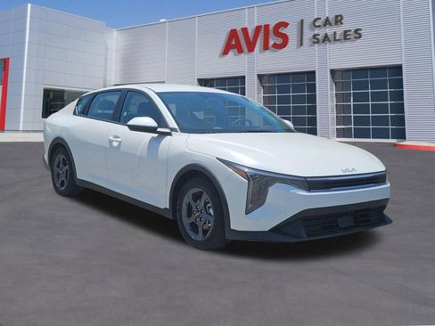 Used 2025 Kia K4 FWD image 9
